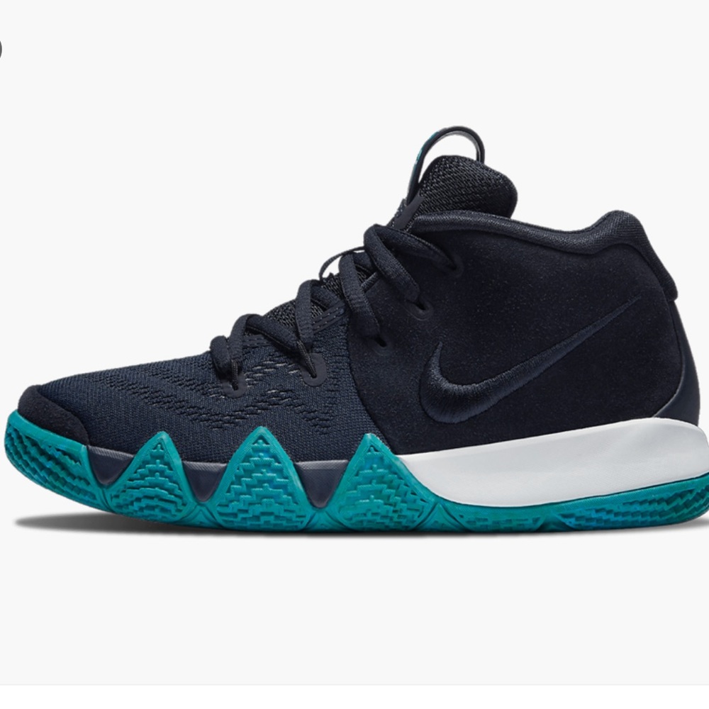 Nike Kyrie 4 basketball